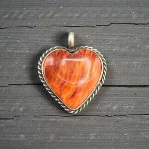 Orange Spiny Oyster Heart Pendant — by Reva Goodluck (Navajo)